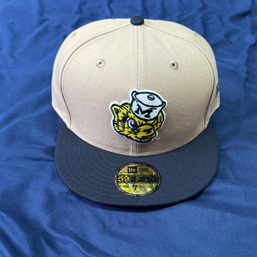 Michigan Wolverines Fitted hat